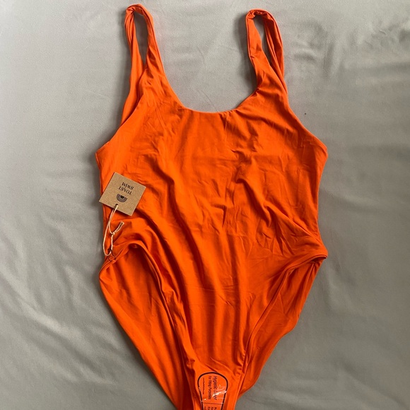 Toast swim one piece - Picture 4 of 6